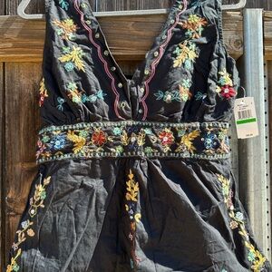 Embroidered Black Sleeveless Top